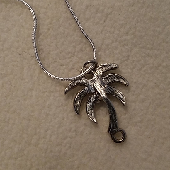 Necklace silver plated palm tree CZ pendant New - Picture 4 of 6